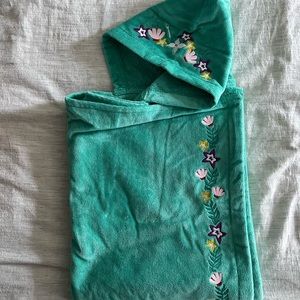 Hanna Andersson hooded beach towel little mermaid theme NWT